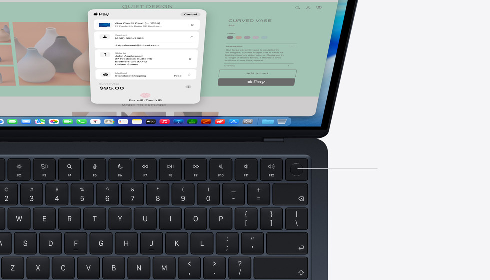 Avoin MacBook Air josta ilmenee Touch ID ‑painikkeen sijainti